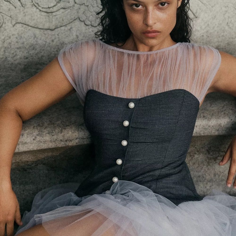 By Anthropologie Sheer Tulle
Corset Twofer Midi Dress - Picture 5 of 10
